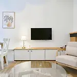 Maison Trois Avec Cour, Parking Gratuit 3* Croix
