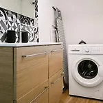 Maison Trois Avec Cour, Parking Gratuit בית הארחה Croix