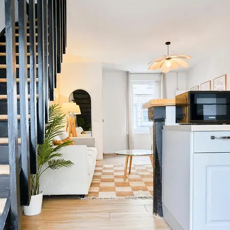 Сasa de vacaciones Maison Trois Avec Cour, Parking Gratuit